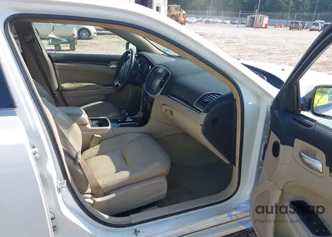 2013 Chrysler 300 Motown from USA, damaged, VIN 2C3CCAAG5DH508119